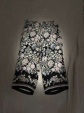 LOFT Black Floral Garden Wide Leg Cropped Pull-On Pants